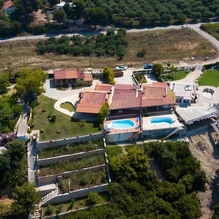 Analipsi House Afrodite Tatil Evi *