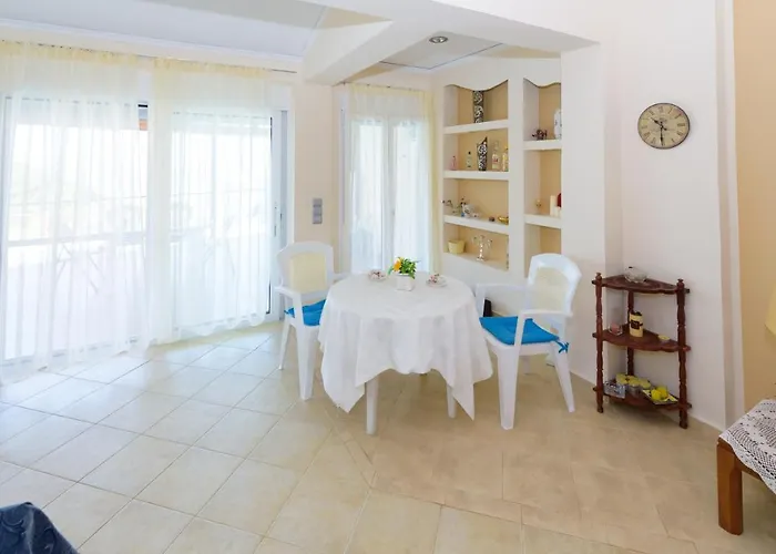 Analipsi House Afrodite * Kástro Tornéze